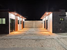 Residencial Fe y Esperanza，位于佩德纳莱斯的酒店