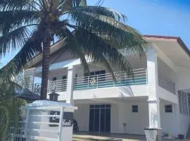 Casa Abadi Homestay
