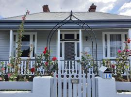 Mariner Rose B&B，位于斯坦利的住宿加早餐旅馆