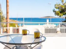 Periklis Beach House Near Athens Airport