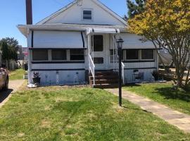 Pet Friendly, Bay Side Home In Ship Bottom 13782，位于希普博特姆的酒店