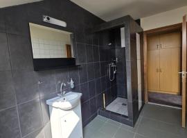 Petra motel，位于Iszkaszentgyörgy的酒店