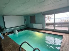 Apartment enjoy and swim
