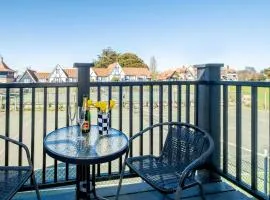 2 Bell Lodge, Thorpeness