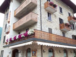 Hotel Carrara，位于塞里纳的酒店