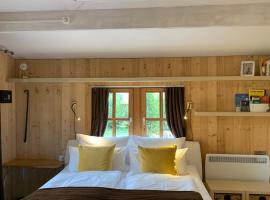 Strandlust Döbeln - Bungalow für eine gemütliche Auszeit zu jeder Jahreszeit，位于德伯尔恩的酒店