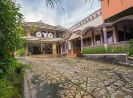 Hotel O Central Batu Near Jatim Park 3 Formerly Bunga Matahari Hotel