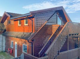 Lovely Apartment In Vanse With Wifi，位于Vanse的酒店