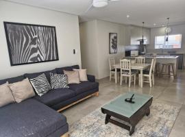 Group House 13 - 1 On York，位于乔治的酒店