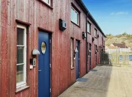 3 Bedroom Amazing Apartment In Søgne
