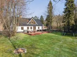 Nice Home In Farsø With Wifi