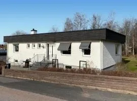 4 Bedroom Gorgeous Home In Vimmerby