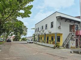 Super OYO 44036 Hotel De Perdana Hill，位于峇株巴辖的酒店