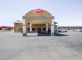 OYO Hotel Eloy Casa Grande near I-10，位于Eloy的酒店