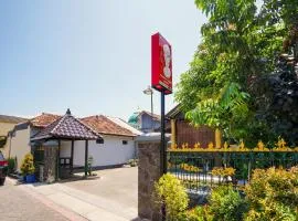 OYO 1642 Penginapan Anggrek Syariah 2