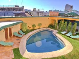 Corrientes Plaza Hotel，位于科连特斯的酒店