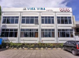OYO 2180 Vina Vira Hotel，位于Lhokseumawe的酒店