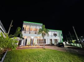 Humming Birds Suites，位于贾夫纳的酒店