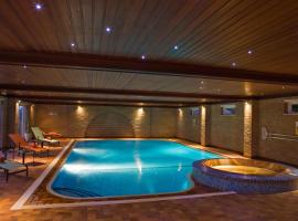 Redhill House Boutique Hotel，位于红山的酒店