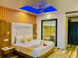 Aachman Nature Valley Resort Mashobra BY NAINA STAYCATION- Private Parking - Balcony and valley view Rooms，位于西姆拉的酒店