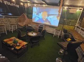 Hollandia Kos Khusus Perempuan