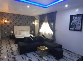 Mmenko Palm Hotel，位于Jabi的酒店