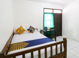 SPOT ON 2422 Hotel Moga Sari，位于Situbondo的酒店