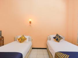 OYO 2465 Hotel Raung View，位于外南梦的酒店
