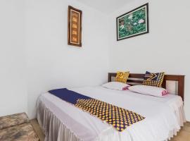 SPOT ON 2488 Villa Tirta Melati Syariah，位于Banjar的酒店