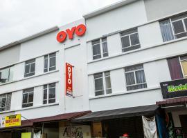OYO 89631 988 Hotel，位于新山的酒店