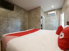 OYO 522 Waaina Resort，位于罗勇的酒店