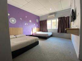 OYO 89760 Harmoni Inn Hotel，位于峇株巴辖的酒店