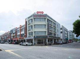 OYO 89966 Green World Hotel @ Seri Putra，位于加影的酒店
