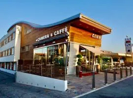 曾尼美景及咖啡公寓式酒店