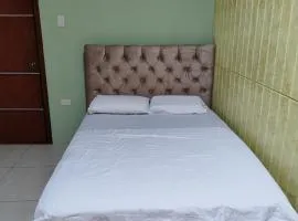 Suit semi amoblada