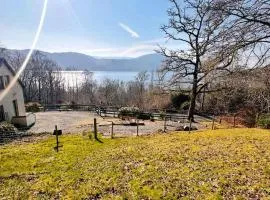 Lodge on Loch Ness - Loch Views!