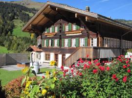Gästehaus Alpenblick Wildstrubel，位于Sankt Stephan的酒店