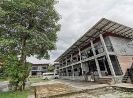 OYO 1167 Ban​ Pa​ Rim​ Khuean​，位于Ban Wang Takhrai的酒店