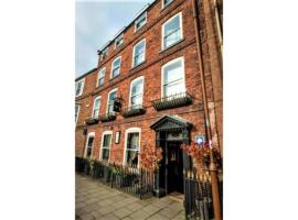 OYO The Townhouse，位于杜伦的酒店
