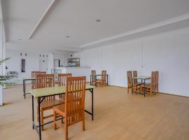 OYO 90086 Pondok Tasyiq Guest House Syariah，位于打横的酒店