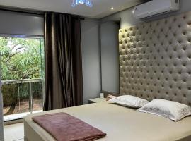 Apartamento aconchegante com estacionamento privado，位于萨尔托德尔瓜的酒店