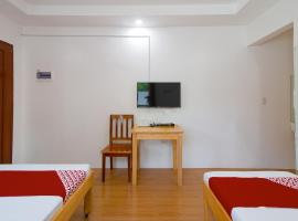OYO 777 Rn Guesthouse，位于莫阿尔博阿的酒店