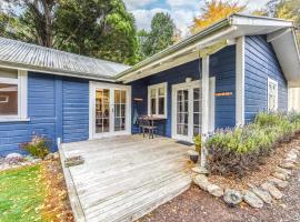 Fantail Cottage Kaiuma Bay - Havelock Holiday Home，位于哈夫洛克的酒店