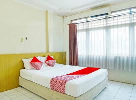 OYO 90390 Hotel Rd Premium，位于巨港的酒店
