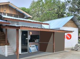 OYO 90176 D'cruz Sunrise Villa，位于巴东马士力的酒店