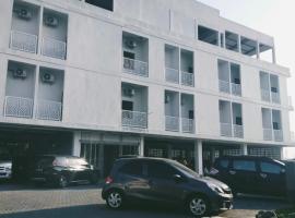 OYO 90191 Gufron Hotel，位于谏义里的酒店