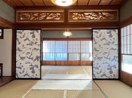 城下町小諸の古民家 - 町屋の隠れ宿-椛庵 Japanese old folk house - momijian，位于小诸市的酒店