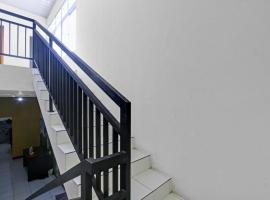 OYO 90796 Hotel Mulya Indah，位于Tambakmulyo的酒店
