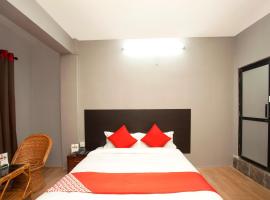 OYO 587 Hotel Tradition Inn，位于加德满都的酒店