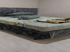OYO Homes 90999 Desa Wisata Cibuaya，位于Ujunggenteng的酒店